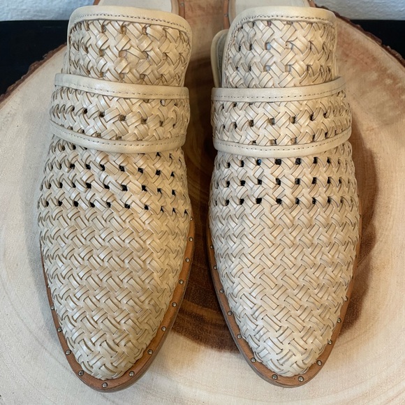 Freda Salvador- Keen Mule - Picture 2 of 5